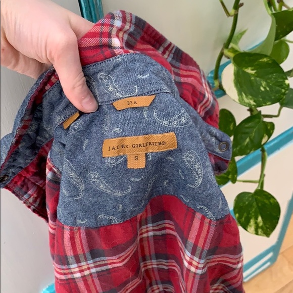 Red Flannel❤️ - Picture 7 of 7